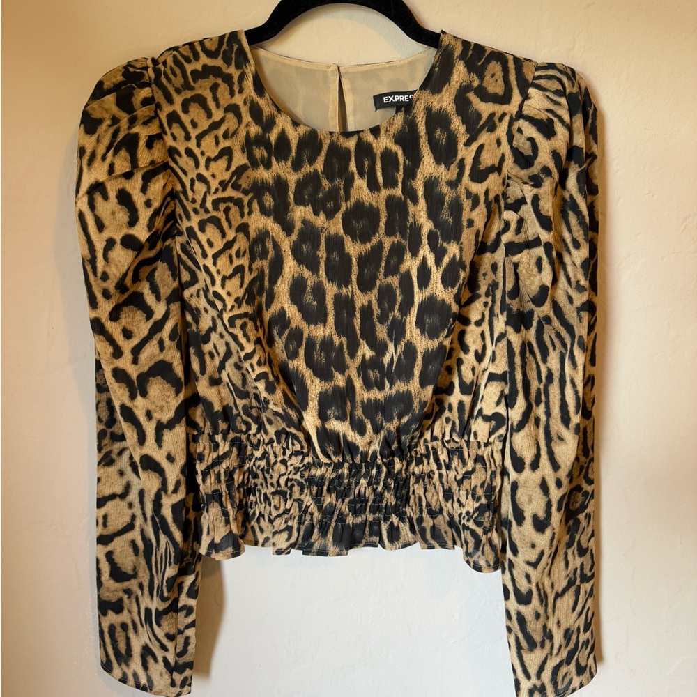 Express | leopard print blouse. size XS. new with tags